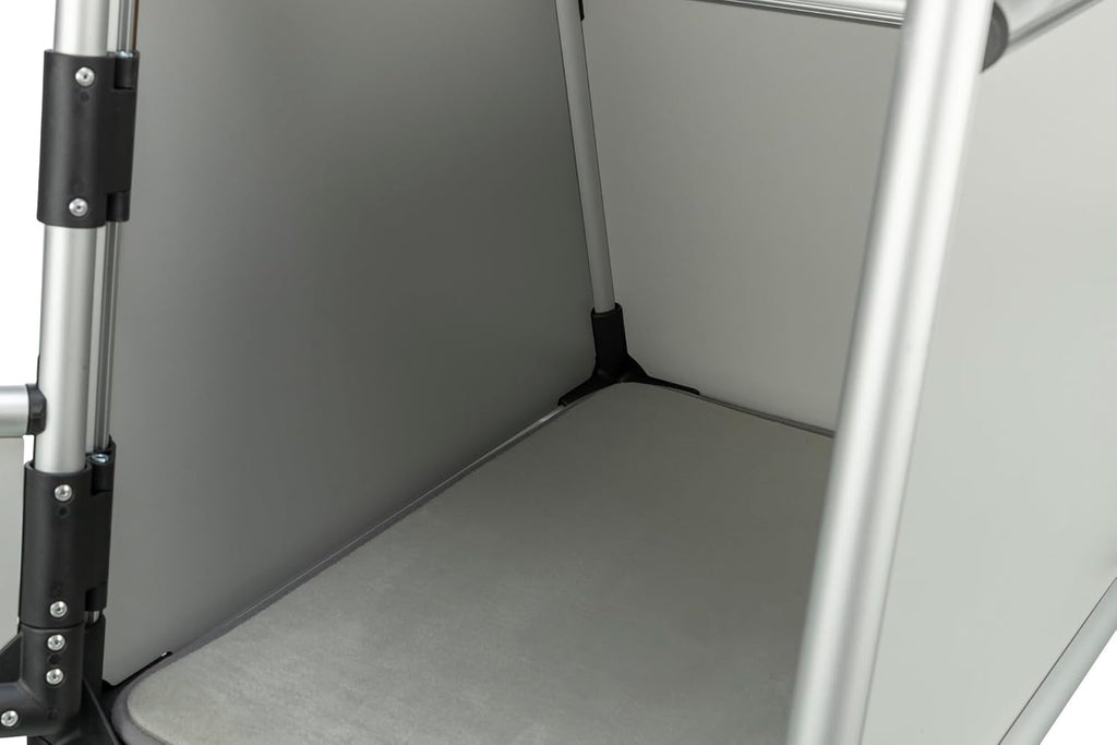 TRIXIE Hunde-Transportbox, Aluminium, L: 92 x 64 x 78 cm, grafit, rutschfste Liegematte, Klettleiste am Boden, Sicherheitsverschluss, stabil und geruscharm, hochgeschlossene Wnde - 39338