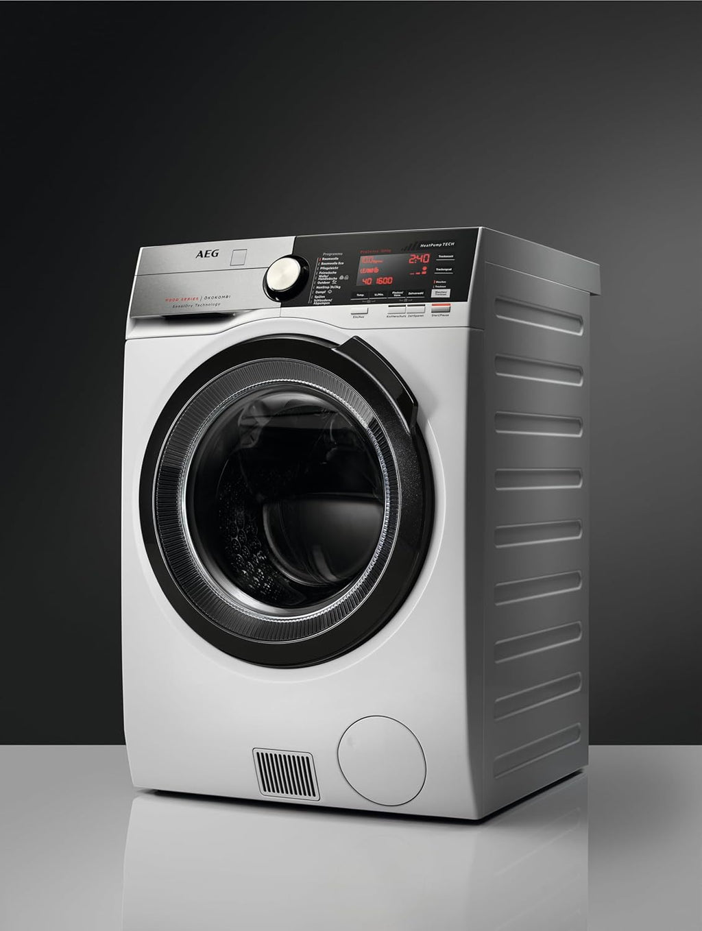 AEG L7WBA60680 Waschtrockner / DualSense - schonende Pflege / 8 kg Waschen / 5 kg Trocknen / D / energiesparend / Mengenautomatik / Nachlegefunktion / ProSteam - Auffrischfunktion / 1600 U/min Weiß