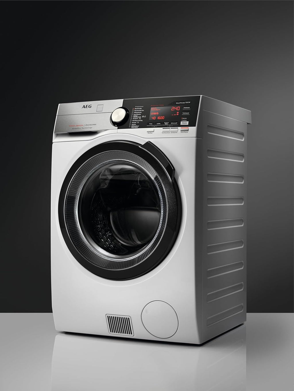AEG L7WBA60680 Waschtrockner / DualSense - schonende Pflege / 8 kg Waschen / 5 kg Trocknen / D / energiesparend / Mengenautomatik / Nachlegefunktion / ProSteam - Auffrischfunktion / 1600 U/min