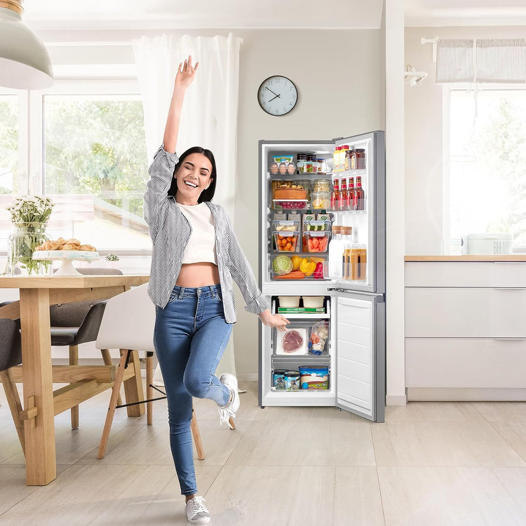 Comfee RCB169DK2(E) Fridge/Freezer Combination, 150 cm Height, Low Frost, Adjustable Fridge Temperature, LED Light, 195 kWh per Year, Fridge Capacity 115 L, 59 L Freezer, Black